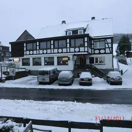 ゲストハウス Haus Hubertus ヴィンターベルク